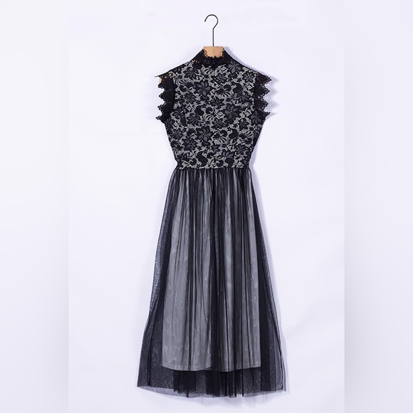 ::SOLD::Black High Neck Sleeveless Crochet Lace Mesh
Lined Evening Dress👗 - Picture 10 of 16